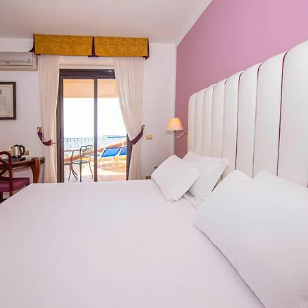 Hotel Baia Taormina - Cdshotels