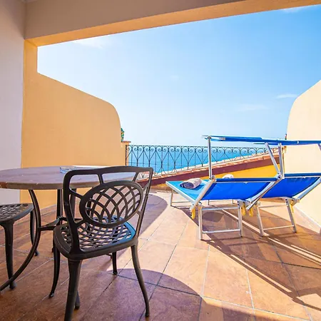 Baia Taormina - Cdshotels Forza dʼAgro