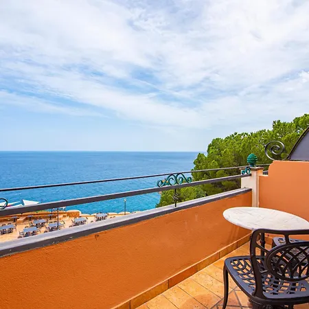 Hotel Baia Taormina - Cdshotels 4*