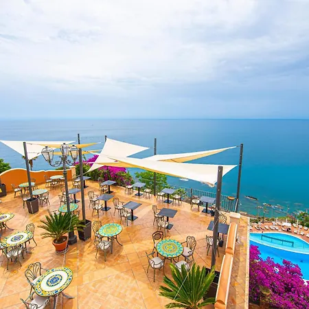Hotel Baia Taormina - Cdshotels Forza dʼAgro
