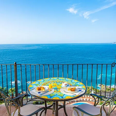 Baia Taormina - Cdshotels 4*