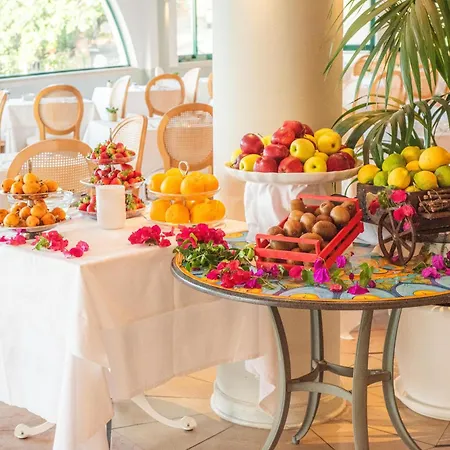 Hotel Baia Taormina - Cdshotels 4*